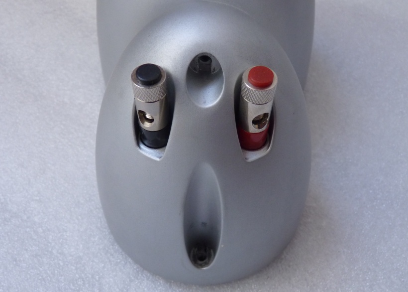 Celestion AVS301 Hi-Fi Speaker Case Image 4