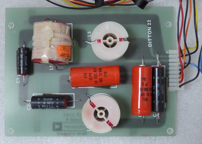 Celestion Ditton 22 hifi Speaker Crossover Image 1